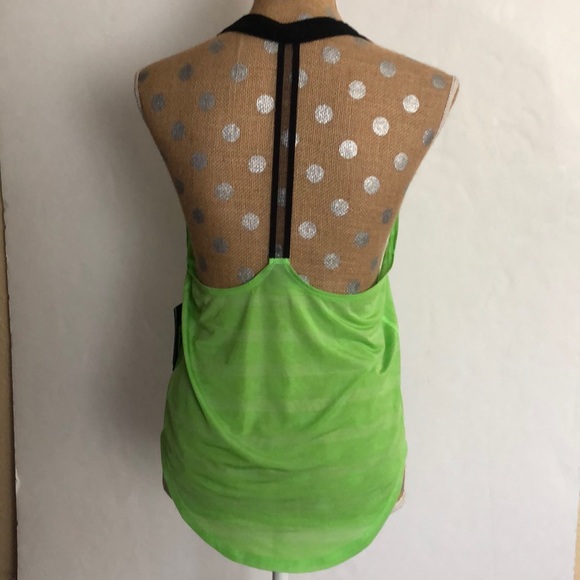 Nike Run Top - Picture 3 of 8